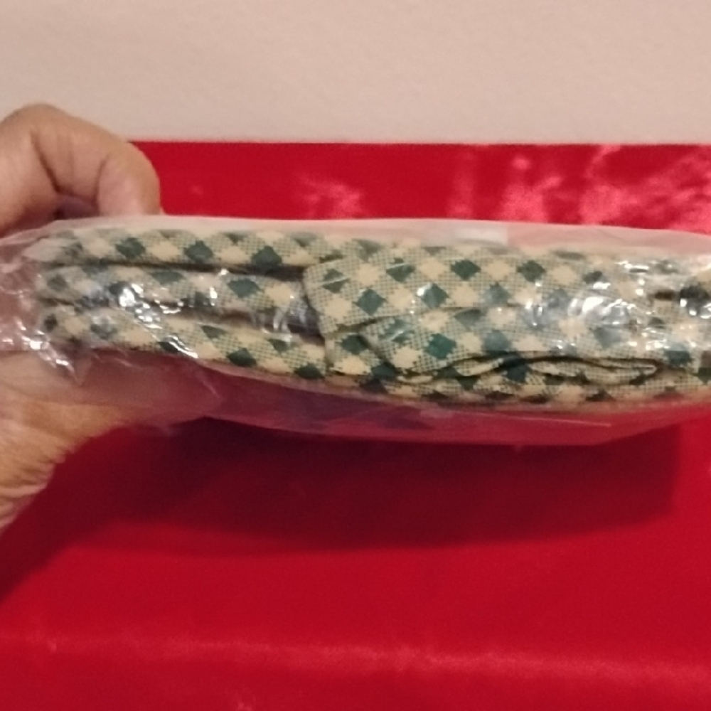 D- NWT Colorful Bell Pepper Pot Holders - Picture 5 of 5